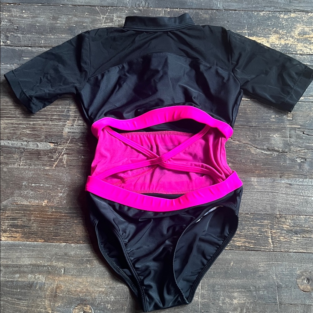 Convention or Class Illusion Two Piece Leo